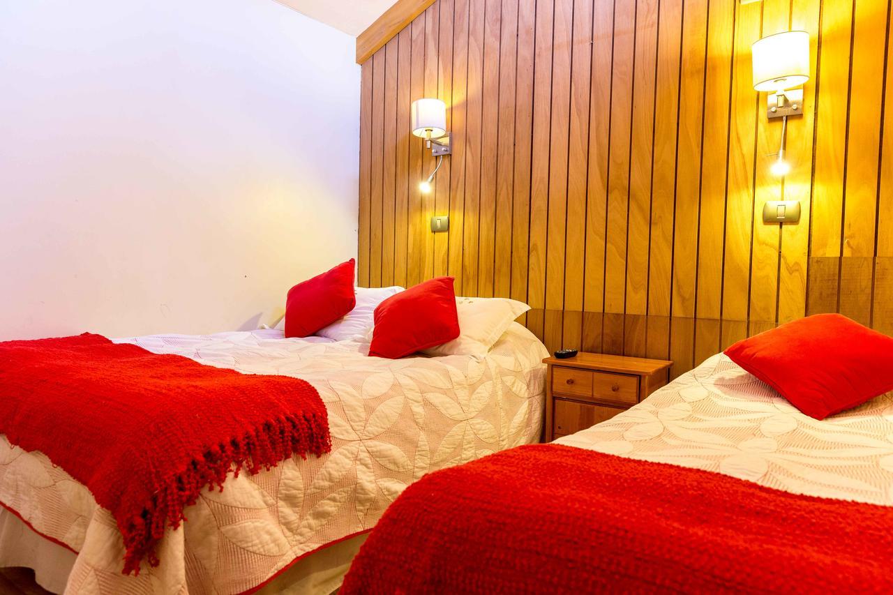 פואנטה ארנס Hostal Y Cabanas Ainil מראה חיצוני תמונה