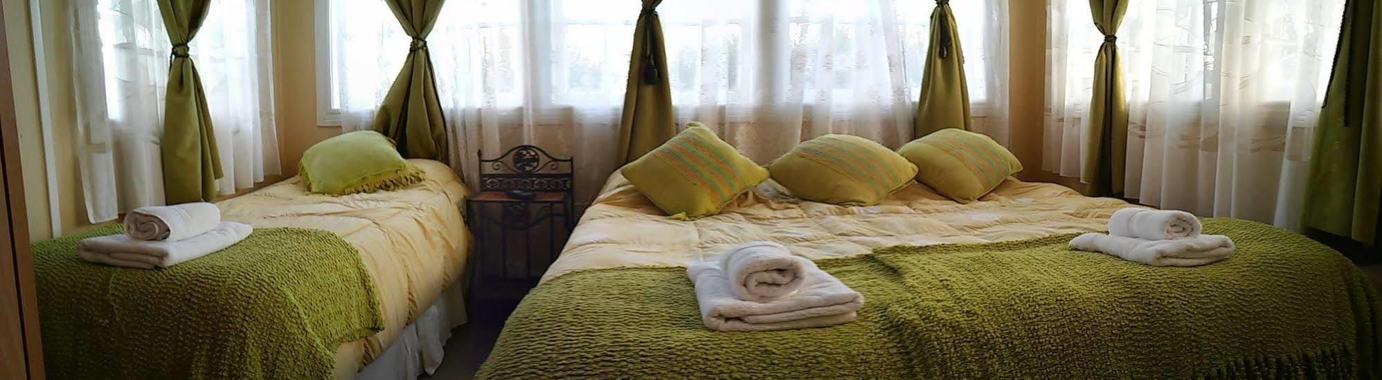 פואנטה ארנס Hostal Y Cabanas Ainil מראה חיצוני תמונה