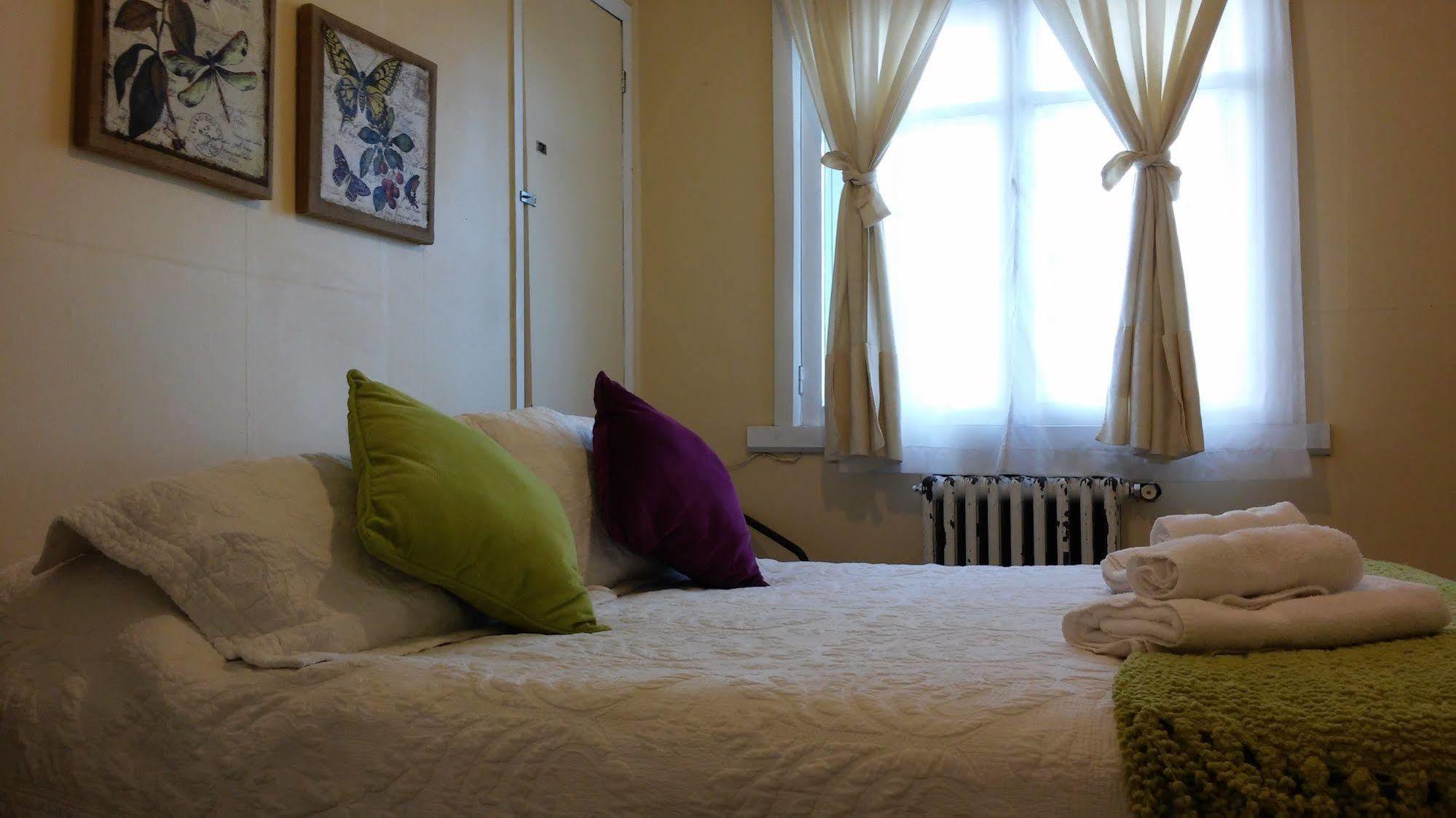 פואנטה ארנס Hostal Y Cabanas Ainil מראה חיצוני תמונה