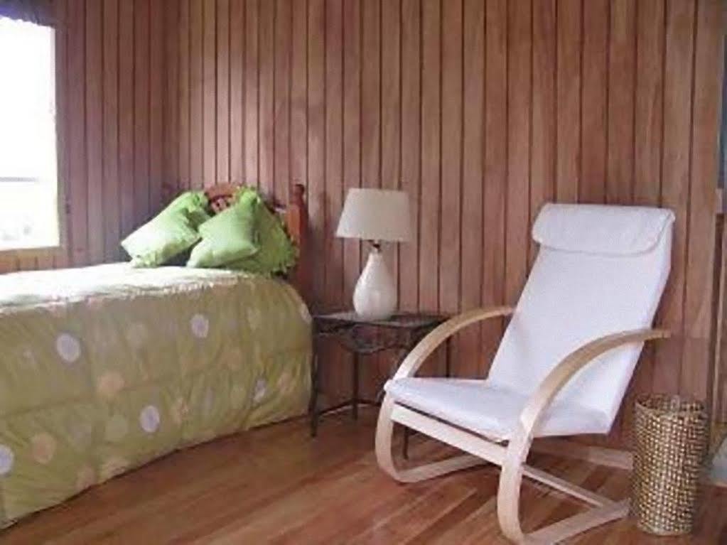 פואנטה ארנס Hostal Y Cabanas Ainil מראה חיצוני תמונה