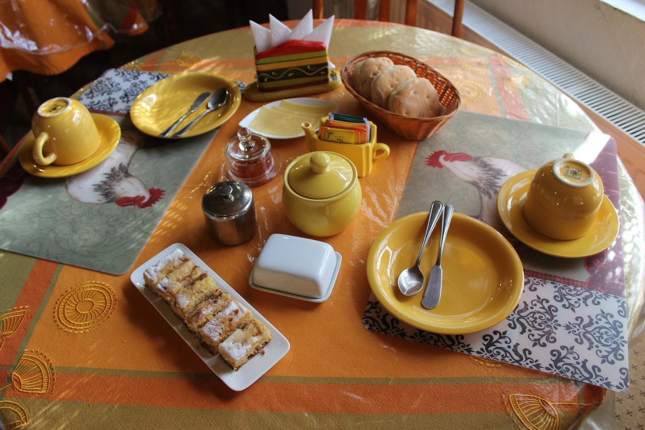 פואנטה ארנס Hostal Y Cabanas Ainil מראה חיצוני תמונה