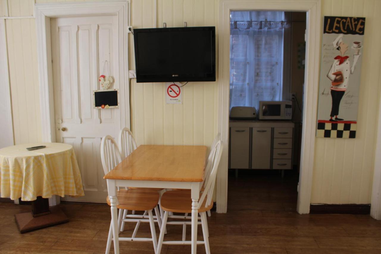 פואנטה ארנס Hostal Y Cabanas Ainil מראה חיצוני תמונה