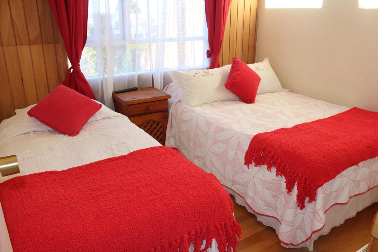 פואנטה ארנס Hostal Y Cabanas Ainil מראה חיצוני תמונה