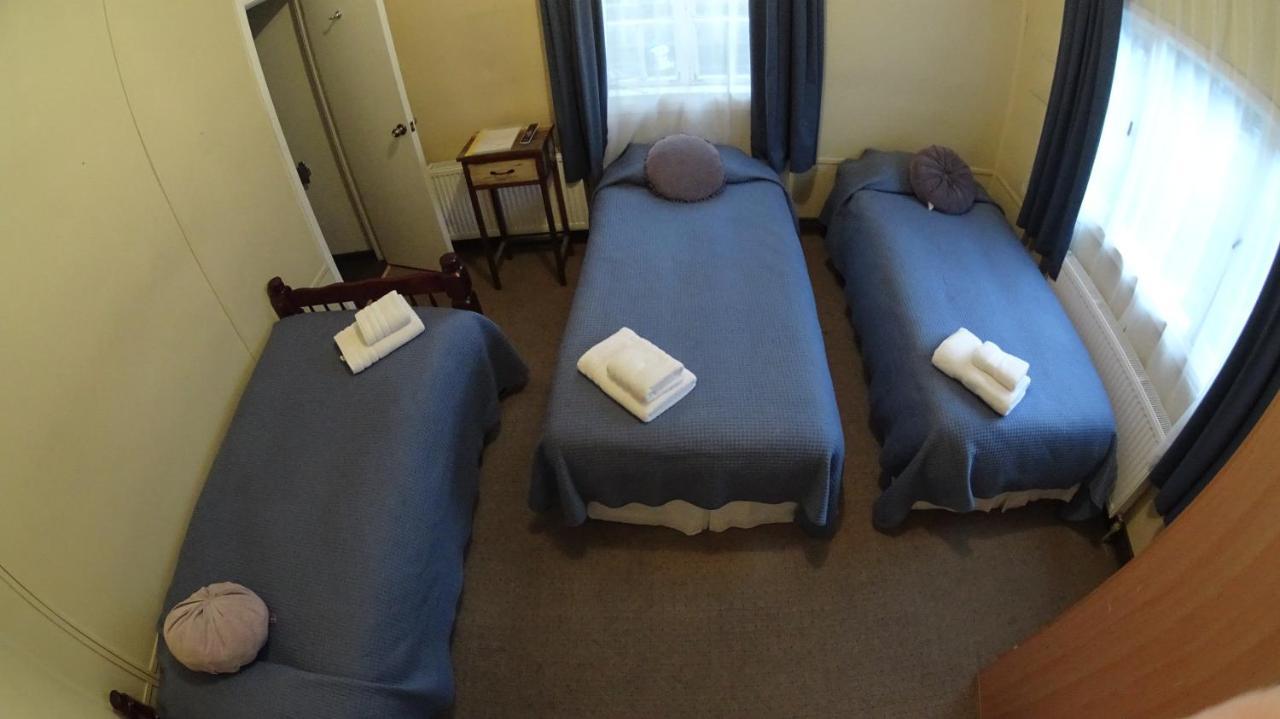 פואנטה ארנס Hostal Y Cabanas Ainil מראה חיצוני תמונה
