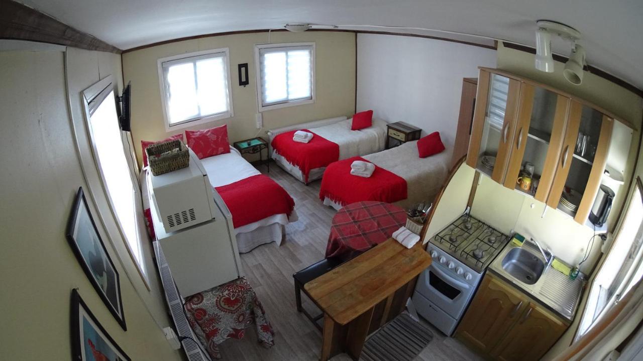 פואנטה ארנס Hostal Y Cabanas Ainil מראה חיצוני תמונה